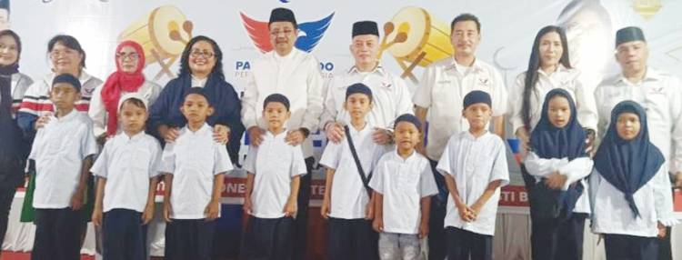 Hiburan Bersama Warga Panti dari Rudi Zulham