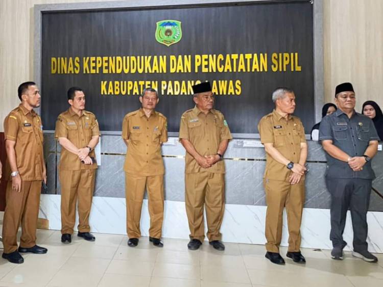 Hari Pertama Masuk Kerja Sekda Palas Arpan Sidak ke Kantor Pelayanan Publik