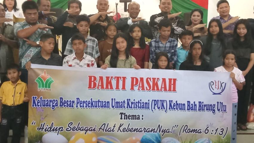 Perayaan Paskah PUK PTPN IV Bahbirong Ulu Diwarnai Pemberian Santunan Anak Yatim Piatu