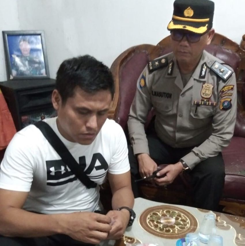 Sempat Kabur dengan Kedua Tangan Diborgol, Pengedar Narkoba Kembali Dibekuk