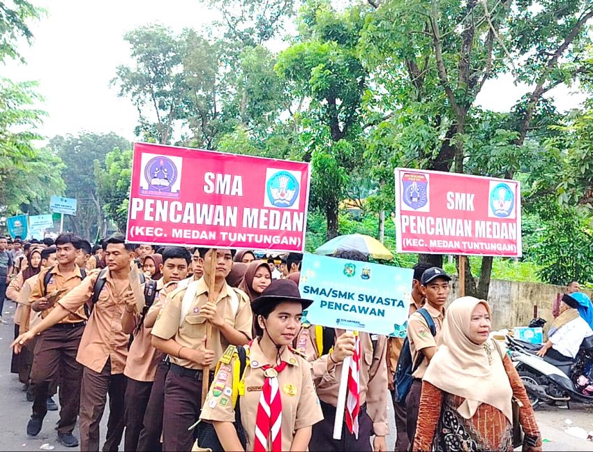 Ratusan Pelajar SMA dan SMK Pencawan Medan Meriahkan MTQ Ke - 57