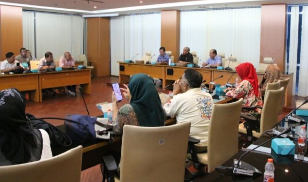 Ketua DPRD SU Dr Sutarto MSi Silaturahmi Dengan Wartawan Unit DPRD Sumut