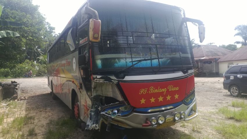 Bus Bintang Utara Laga Kambing di Jalinsum Bunut, 2 Tewas