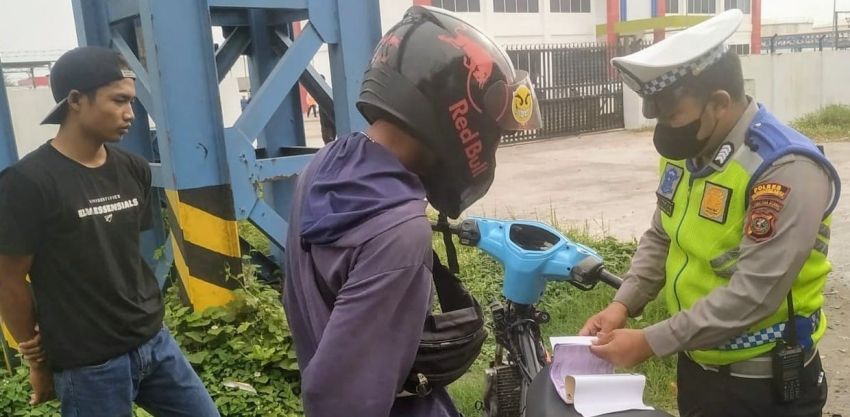 Kasat Lantas Polres Belawan : Masih Banyak Pengendara Langgar Aturan Berlalu Lintas