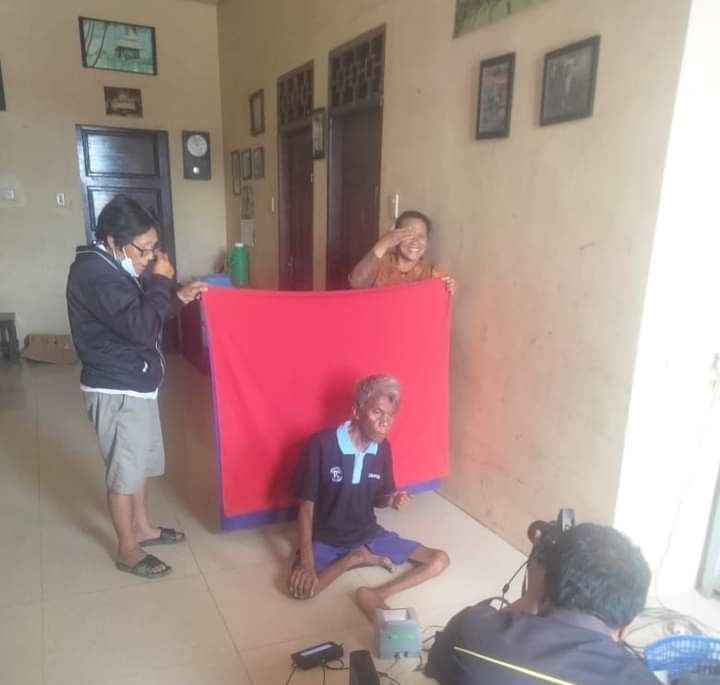 Disdukcapil Humbahas "Jemput Bola" Pelayanan Adminduk bagi Penyandang Disabilitas