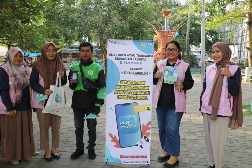 PLN UP3 Lubukpakam Sosialisasikan Transaksi PLN Mobile