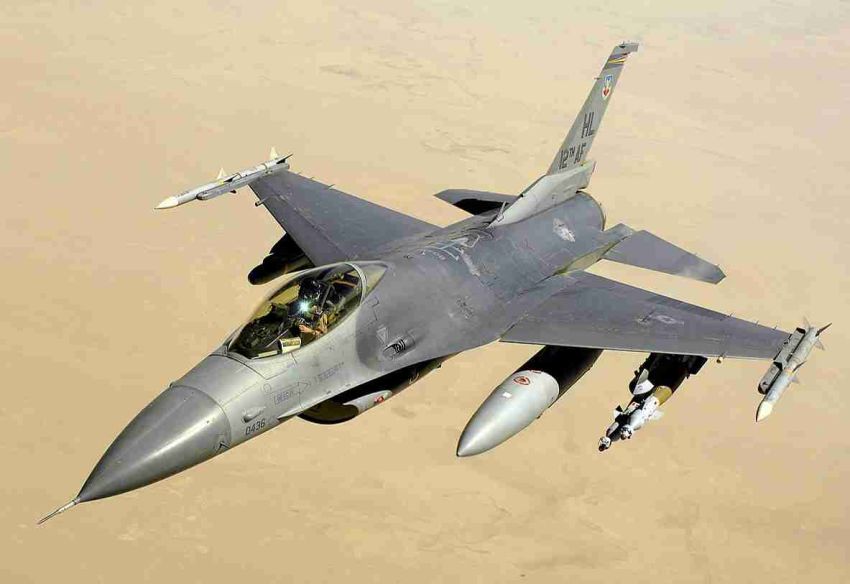 Jet Tempur F-16 Singapura Jatuh