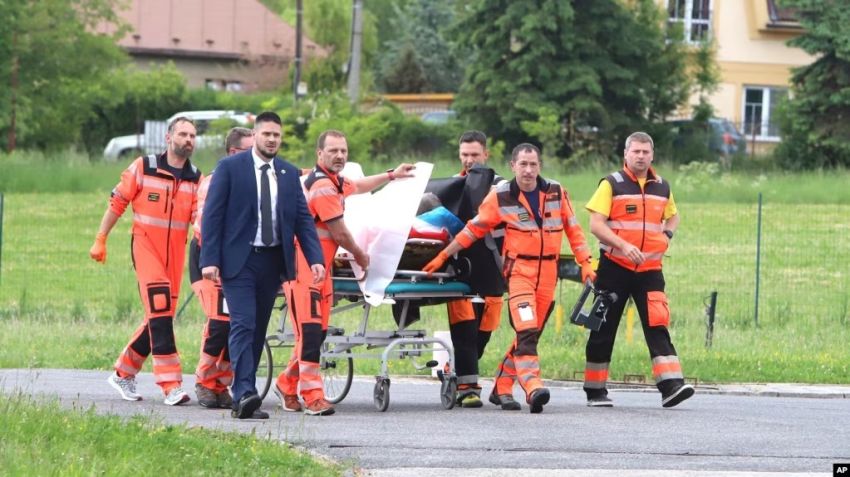 Sempat Kritis Akibat Ditembak, PM Slovakia Kini Stabil di RS