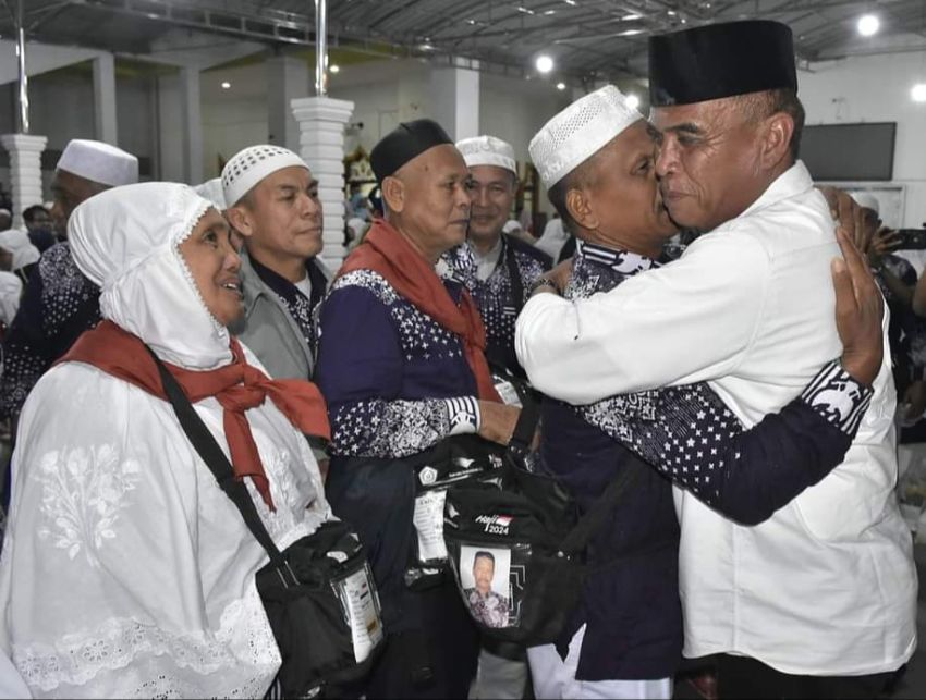 Bupati Madina HM Jafar Sambut Kedatangan 357 Jamaah Haji