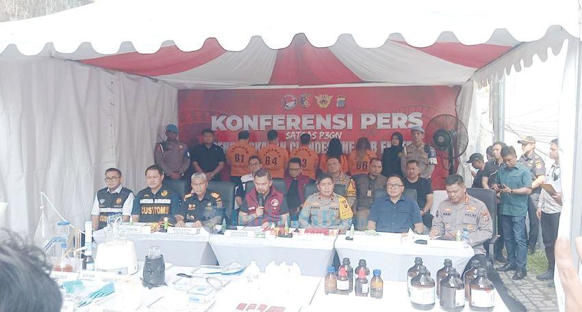 Mabes Polri dan Polda Sumut Ungkap Clandestine Laboratorium Ekstasi di Medan