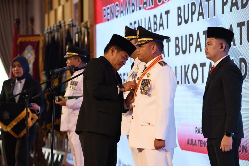 Timur Tumanggor Dilantik Jadi Pj Wali Kota Padangsidimpuan