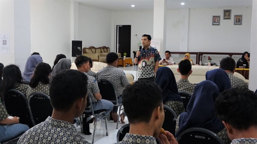Kejati Sumut Penyuluhan Hukum tentang ITE dan Narkoba di SMAN 5