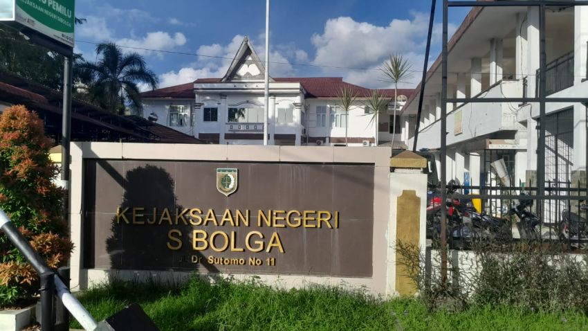 Kadis Dikbud Sibolga Belum Beri Komentar Terkait Demo Mahasiswa Soal Dana BOS di Kantor Kejari