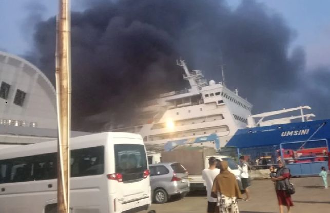KM Umsini Terbakar, Tidak Ada Korban Jiwa
