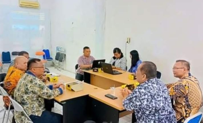 Plt Kadis Kominfo Labuhanbatu Terima Tim Evaluasi Diskominfo Sumut