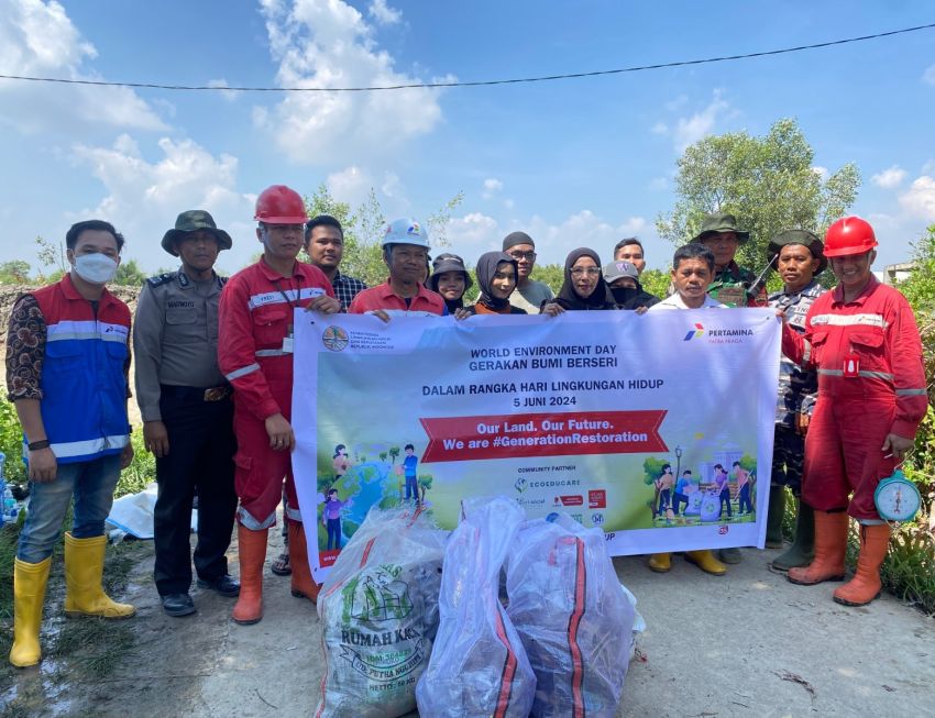 Peringati Hari Lingkungan Hidup, Pertamina Patra Niaga Regional Sumbagut Gelar Aksi Bersih