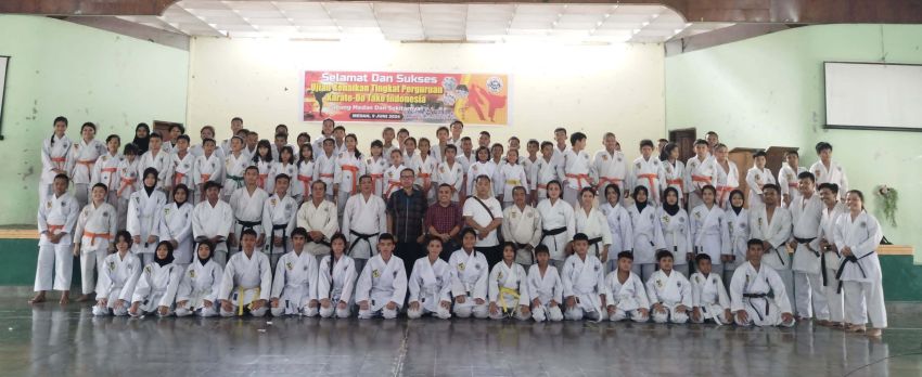 Tako Kota Medan Gelar UKT Diikuti 100 Karateka