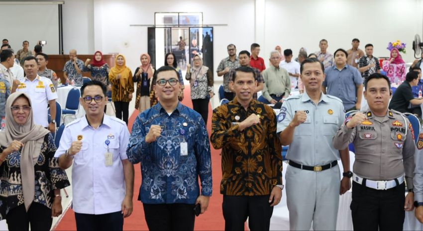 Tekan Lakalantas, Dishub Sumut Sosialisasikan Standar Pelayanan Minimal Angkutan Barang