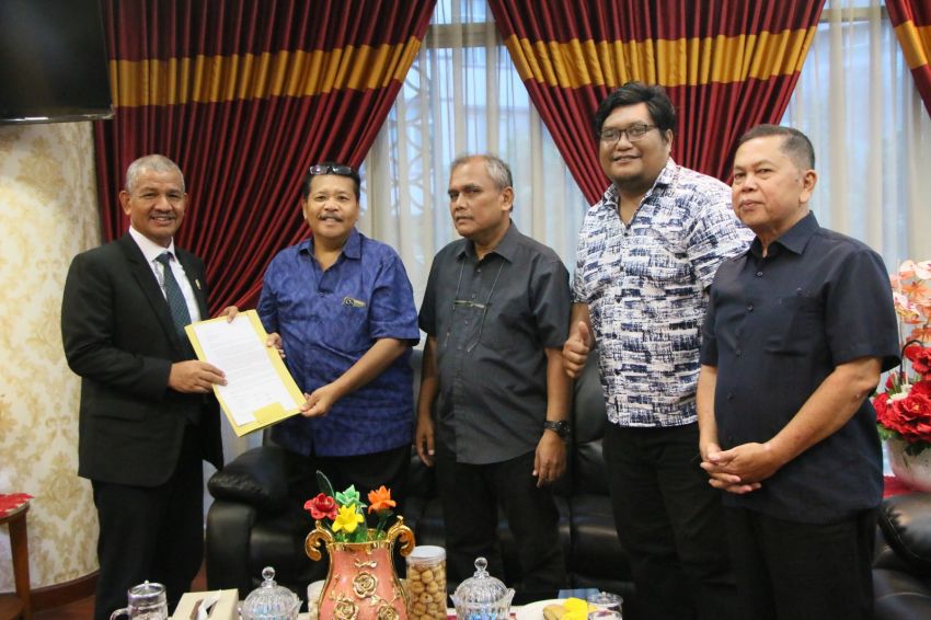 Pemerhati Pembangunan Jalan Datangi Ketua DPRD SU Minta Lanjutkan Proyek Multiyears Rp2,7 T