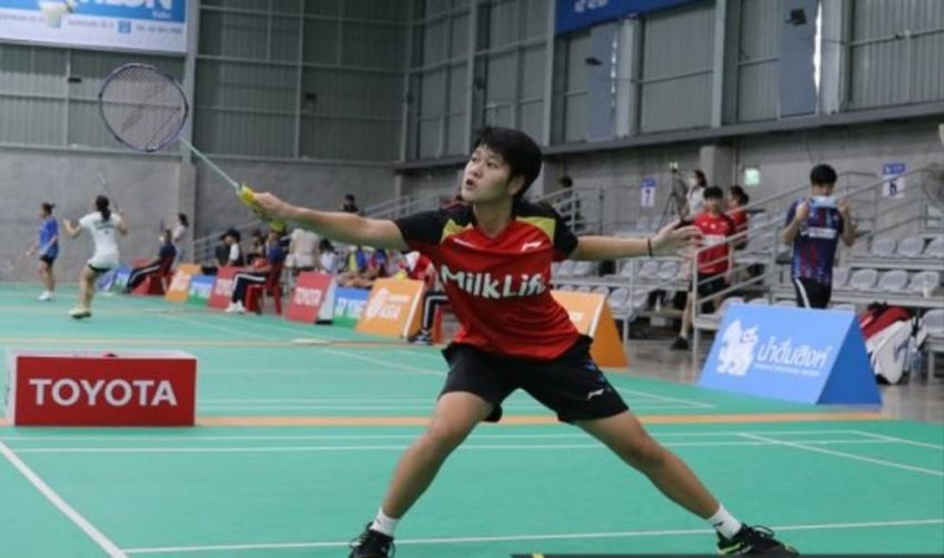 Nia Melaju ke Semi Final Kejuaraan Bulutangkis BNI Sirnas A Sulawesi Tenggara