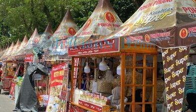 Puluhan Stand Bazar UMKM Isi Acara Merdang Merdem Medan 2024