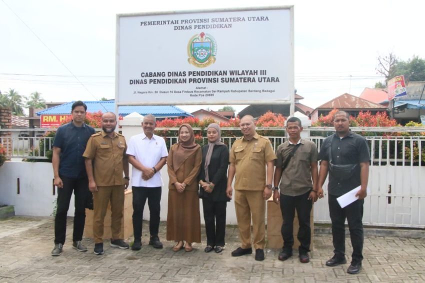 Ketua DPRD SU "Sidak" ke Cabdisdik Sergai Tekankan PPDB 2024 Harus Secara Merata