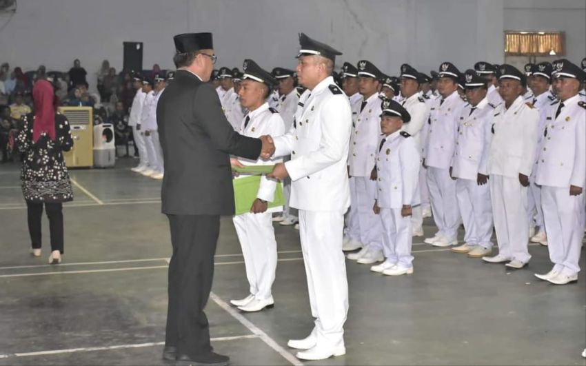 Bupati Madina Kukuhkan Perpanjangan Masa Jabatan 370 Kades