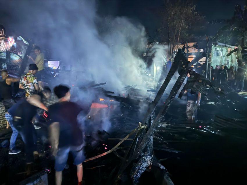 Dipicu Masalah Keluarga, Seorang Anak Bakar Rumah Ibunya di Teluk Nibung