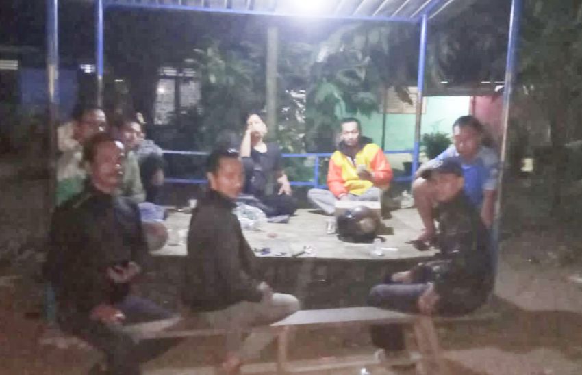 Kadus 12 Desa Buntu Bedimbar Tanjungmorawa Aktifkan Siskamling