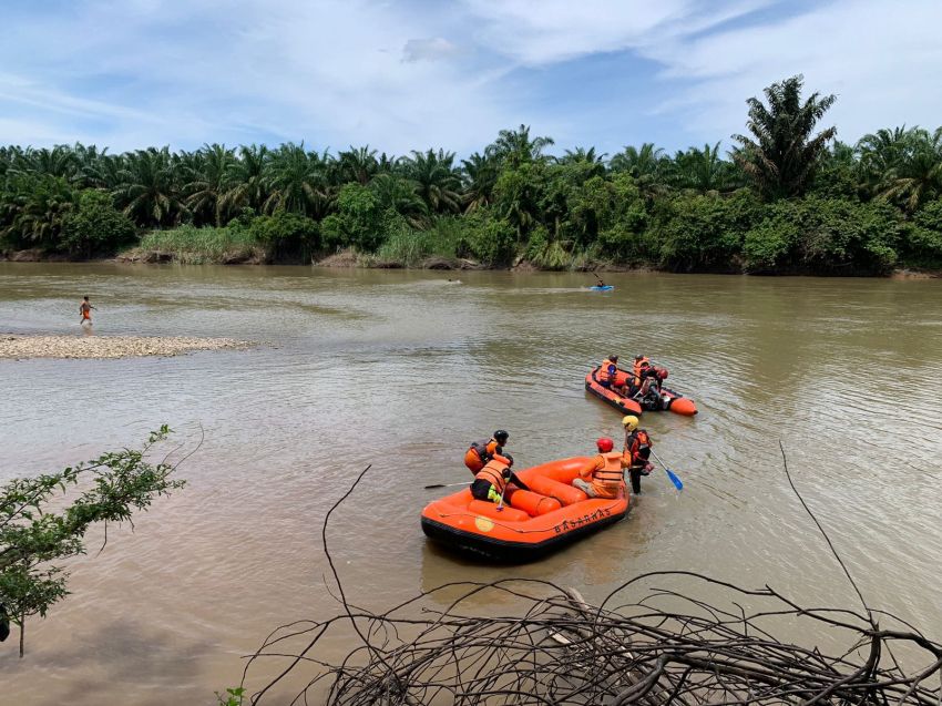 3 Anak Diseret Arus Sungai Barumun, 1 Tewas, 2 Masih Dicari