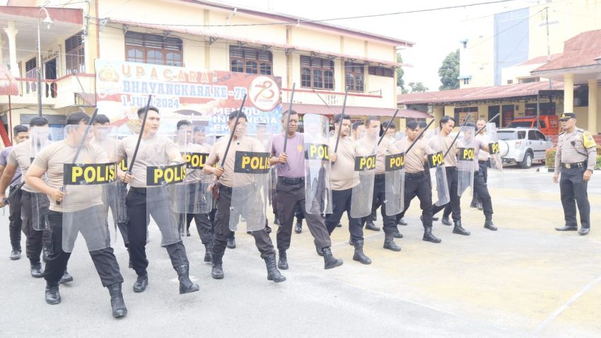 Asah Kemampuan, Personil Polres Pematangsiantar Latihan Dalmas Kesiapan Pilkada 2024