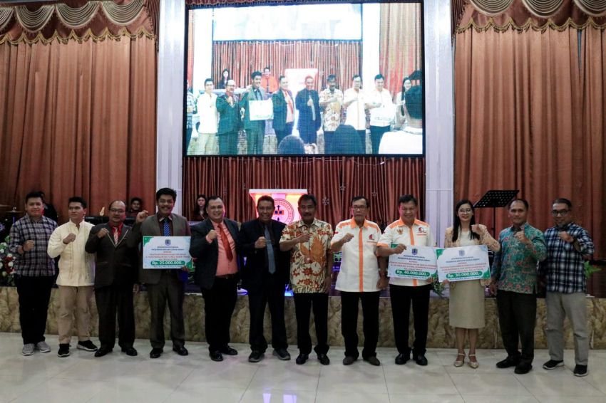 Dukung Pembangunan Rumah Ibadah, Pemko Binjai Serahkan Bantuan Dana Hibah