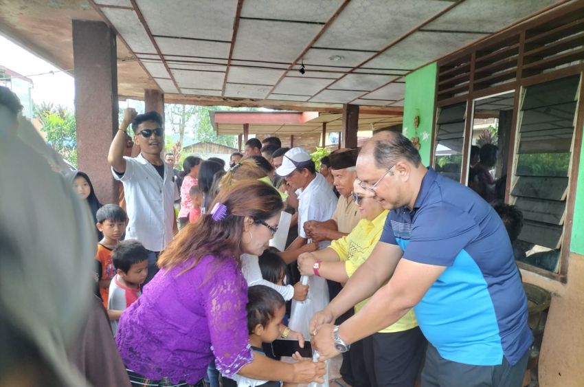 Bistok Richard Lumbantobing Santuni Ratusan Anak Yatim