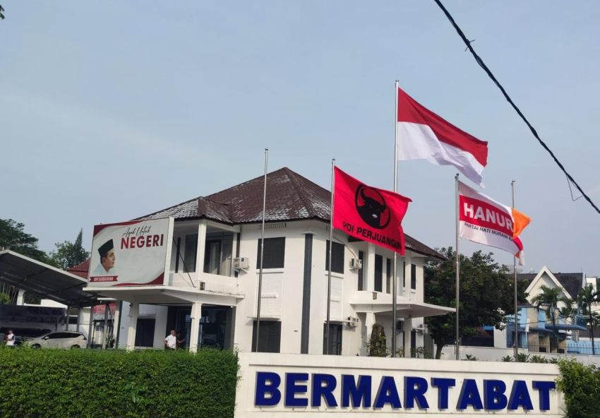 Mangapul Purba: Bendera PDIP Berkibar di Rumah Pemenangan Edy Rahmayadi Simbol Kebesaran Partai