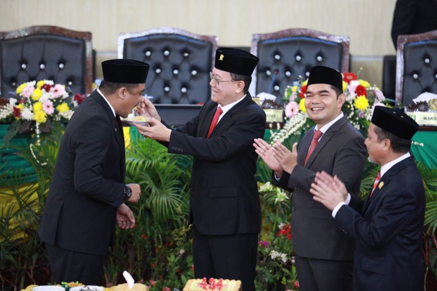 Pj Gubernur Sumut Puji Bobby Nasution Turunkan Angka Stunting dan Beri Jaminan Kesehatan Lewat UHC