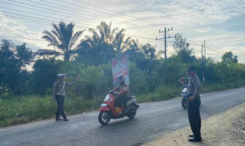 Polsek Barumun Tengah Atur Lalu Lintas di 5 Lokasi Bantu Aktivitas Warga