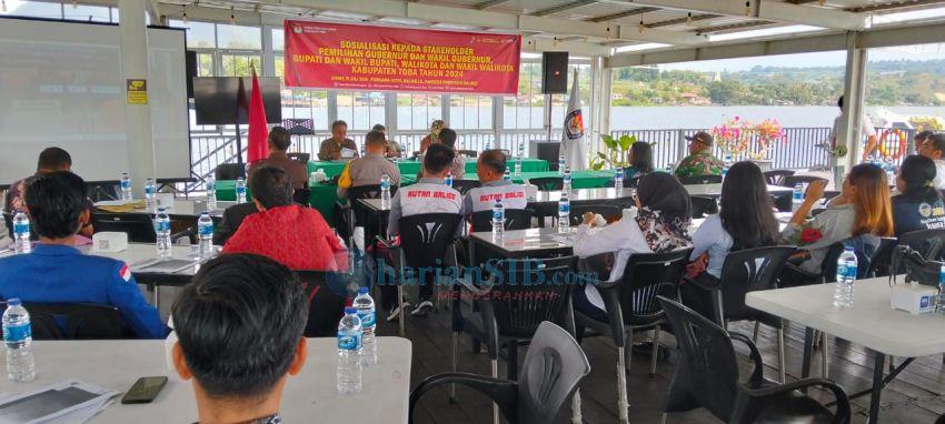 KPU Toba Sosialisasikan Pilkada Kepada Stakeholder