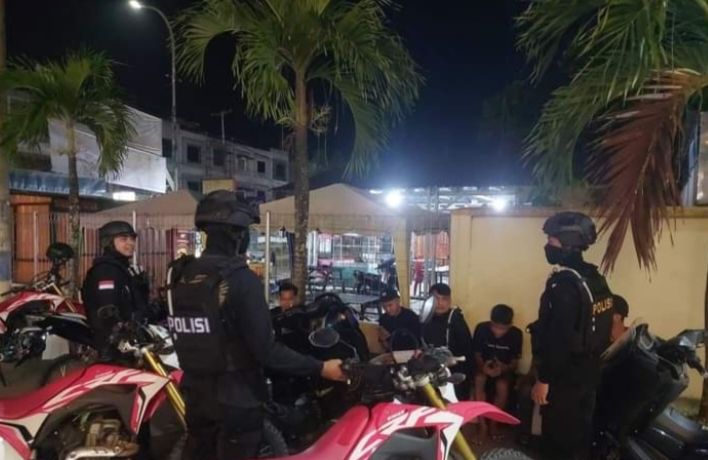 Polisi Patroli Malam Antisipasi Kejahatan Jalanan di Kota Rantauprapat