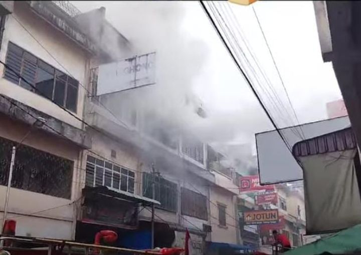 Satu Unit Ruko di Tebingtinggi Terbakar