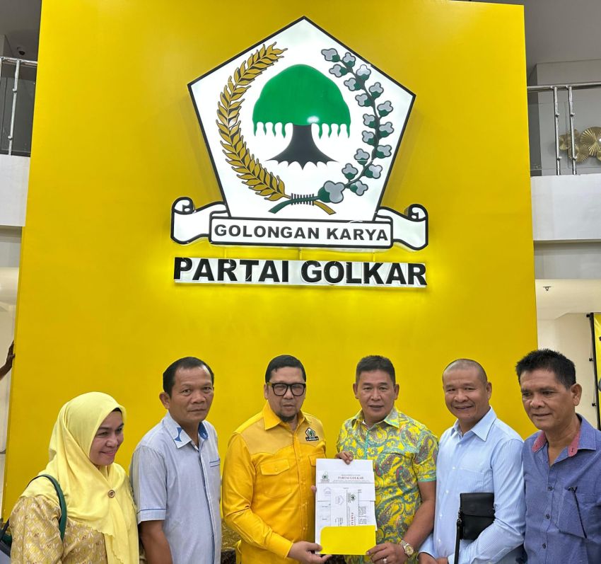 Mangatas Silalahi Terima SK dari DPP Partai Golkar Maju Calon Wali Kota Pematangsiantar, Wakilnya Ade Purba