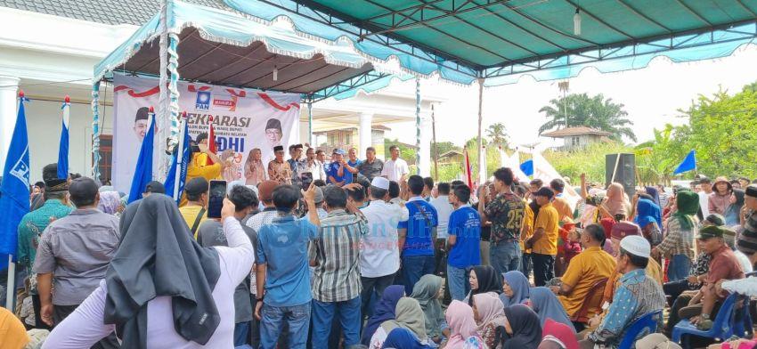 Ribuan Warga Padati Deklarasi Pencalonan Gandhi-Naga Parlaungan Lubis