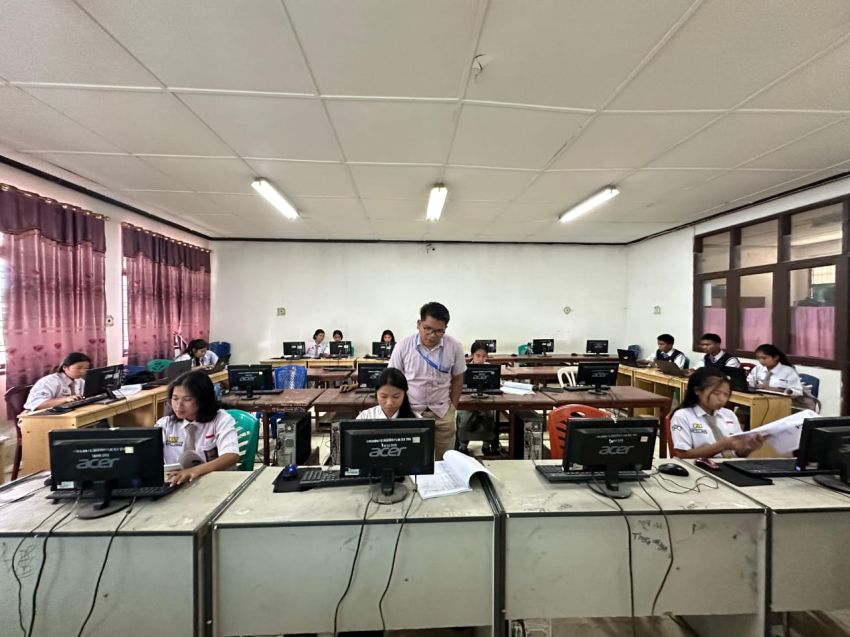 Siswa/i SMKN 2 Balige Dipersiapkan Hadapi Dunia Kerja