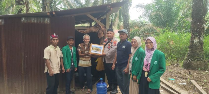 Jumat Berkah, Polres Palas Berbagi Sembako ke Warga Kurang Mampu di Hutaraja Tinggi