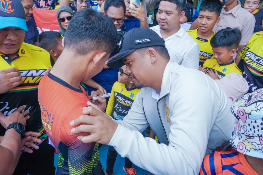 Bobby Nasution Harapkan Bintang Medan Open Lahirkan Atlet Harumkan Nama Indonesia