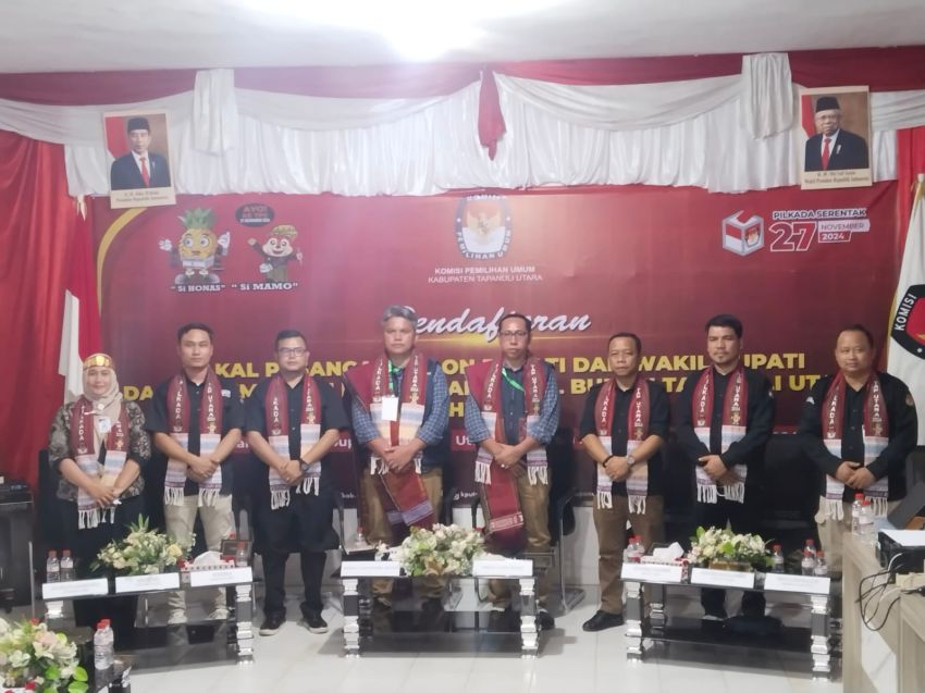 JTP-Dens Resmi Mendaftar ke KPU Taput