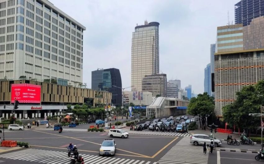 Sabtu di Jakarta Cerah Berawan, Suhu Diperkirakan Mencapai 33 Derajat