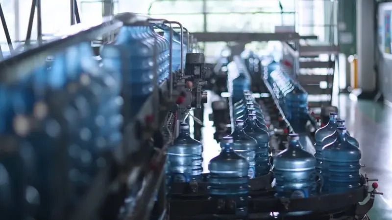 Dokter Anak dan Kepala BKKBN Sebut Tak Ada Kaitan Obesitas pada Anak dengan AMDK Galon Guna Ulang