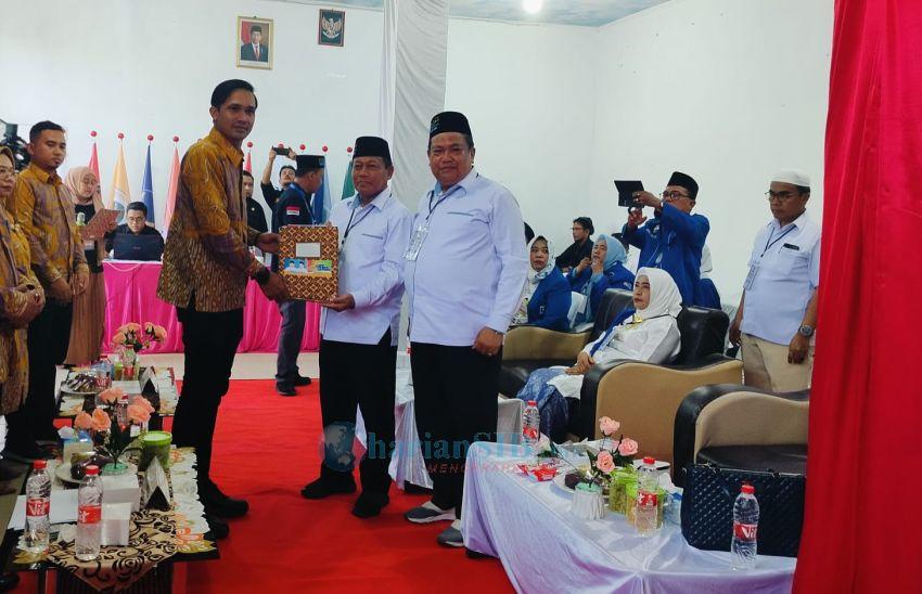 Waris Tholib dan Rolel Harahap Daftar ke KPU Tanjungbalai