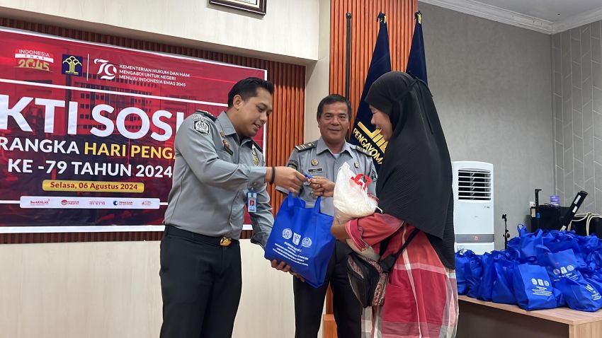 Peringati Hari Pengayoman ke-79, Imigrasi TBA Gelar Bakti Sosial