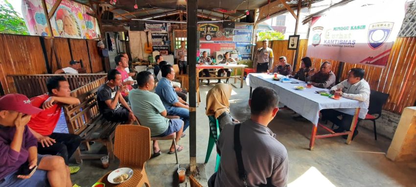 Curhat Kamtibmas, Wakapolres Tampung Keluhan Masyarakat Agar Polisi Tingkatkan Patroli di Jalan Pematang